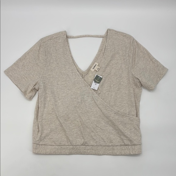 Upwest Women's Open back Wrap Tee V-Neck Top in Heather Oatmeal size Large NWT - Picture 1 of 11